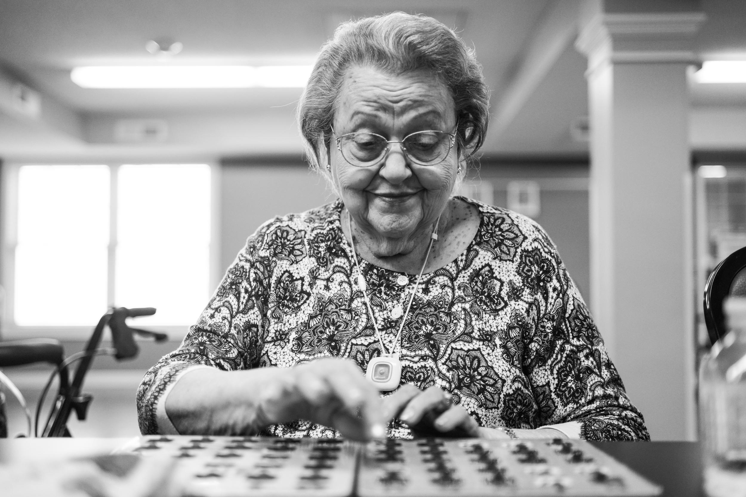 senior woman playing bingo